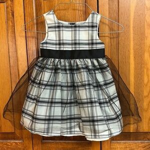 George BlackWhite Plaid Sleeveless Girls Dress w/Black Mesh Overlay Holiday 24M